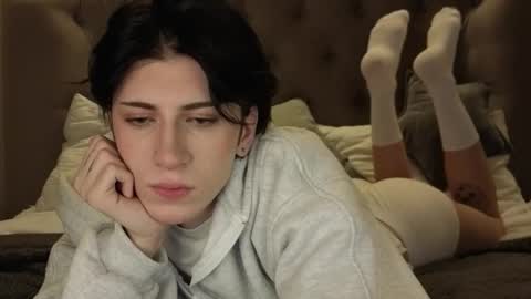 Snapshot of oliver_star_boy chatting on 03/26/26, 05:51 oliver online show from 03/26/26, 05:51