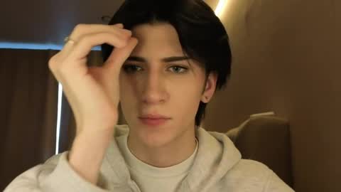 Snapshot of oliver_star_boy chatting on 04/01/26, 03:09 oliver online show from 04/01/26, 03:09