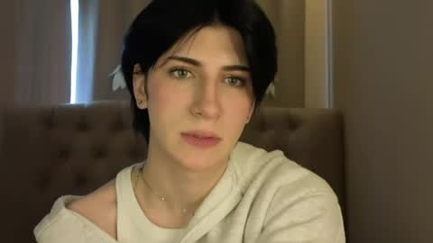 Snapshot of oliver_star_boy chatting on 04/06/26, 12:06 oliver online show from 04/06/26, 12:06