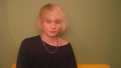 Oliver online show from 12/25/24, 02:03