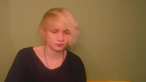 Oliver online show from 01/04/25, 02:46