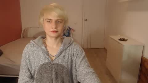 Oliver online show from 01/19/26, 02:04