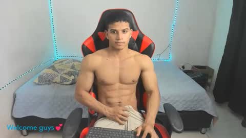 oliver thompsson online show from 12/04/25, 01:59