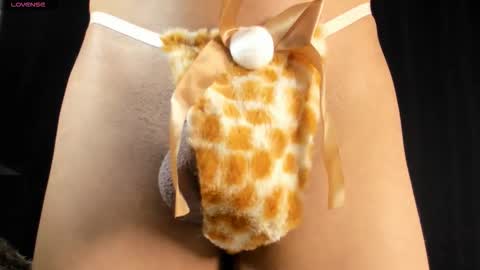 Oliver  online show from 10/30/25, 10:06