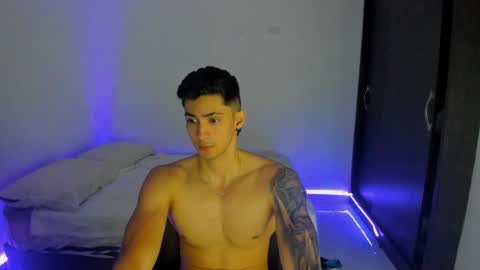 Snapshot of oliverbennet chatting on 01/16/25, 10:34 Oliver bennet online show from 01/16/25, 10:34