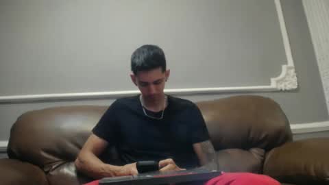 Snapshot of oliverbennet chatting on 09/10/25, 12:16 Oliver bennet online show from 09/10/25, 12:16