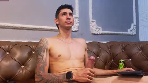 Oliver bennet online show from 11/18/25, 11:26