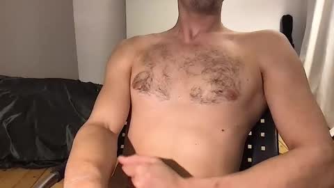 oliverbisbis1 online show from 10/02/25, 11:34