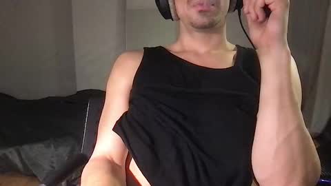 oliverbisbis1 online show from 10/17/25, 10:34