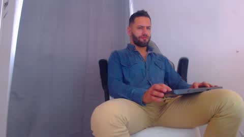 oliver online show from 01/05/25, 06:35