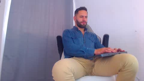 oliver online show from 01/07/25, 07:17