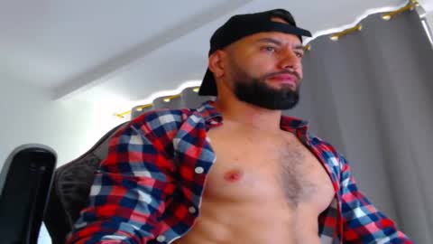 oliver online show from 10/20/25, 01:22