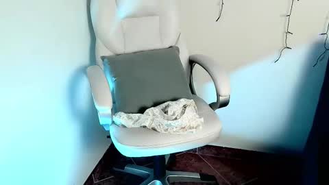 Oliver online show from 10/27/25, 11:03