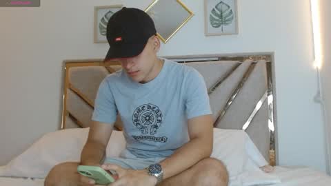 Snapshot of oliversaint__ chatting on 04/04/26, 11:13 oliver saint online show from 04/04/26, 11:13