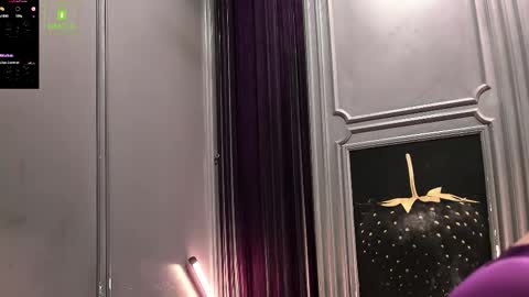 Snapshot of oliversport chatting on 03/06/26, 10:45 OliverSport online show from 03/06/26, 10:45