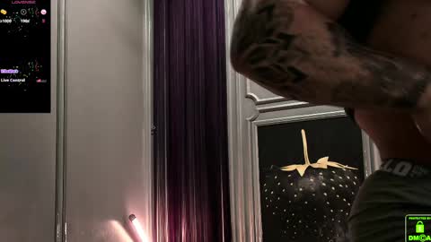 Snapshot of oliversport chatting on 04/03/26, 04:05 OliverSport online show from 04/03/26, 04:05