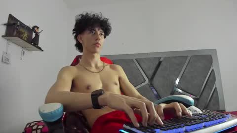 Snapshot of oliverthompson_01 chatting on 03/06/25, 06:19 oliverthompson_01 online show from 03/06/25, 06:19