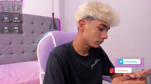 Oliver online show from 09/23/25, 05:43