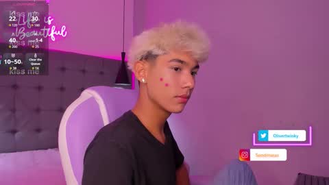 Oliver online show from 09/26/25, 01:59