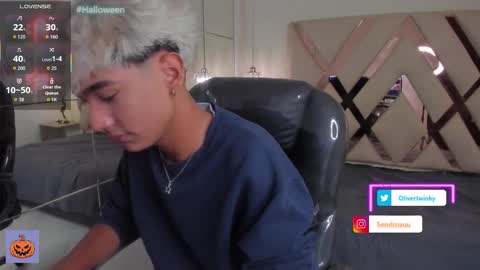 Oliver online show from 10/21/25, 02:40