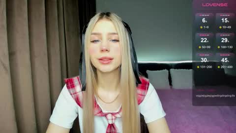 Snapshot of olivia1taylor chatting on 11/27/25, 07:10 Olivia online show from 11/27/25, 07:10