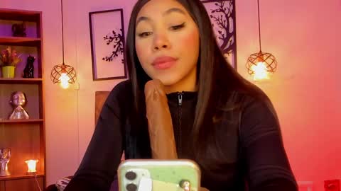 Snapshot of olivia__ds chatting on 02/06/25, 04:10 Olivia online show from 02/06/25, 04:10
