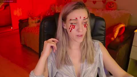 olivia_daze online show from 11/01/25, 07:05