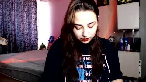 olivia_defo online show from 10/21/25, 11:22