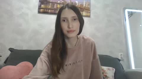Olivia online show from 01/16/25, 08:03