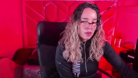 Snapshot of olivia_fox69 chatting on 02/11/26, 03:55 OLIVIA online show from 02/11/26, 03:55