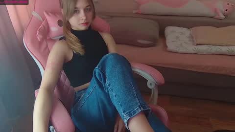 Olivia online show from 05/16/26, 11:31