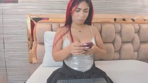 Snapshot of olivia_kollins chatting on 03/16/26, 05:44 olivia online show from 03/16/26, 05:44