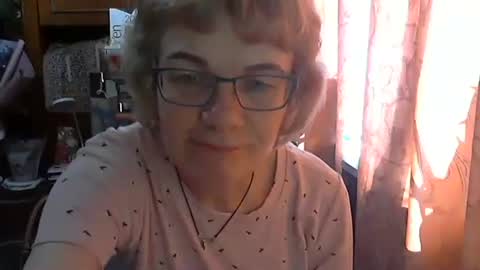 Snapshot of olivia_mia25 chatting on 03/21/26, 11:37 Olivia Mia online show from 03/21/26, 11:37