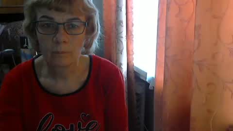 Snapshot of olivia_mia25 chatting on 03/24/26, 11:04 Olivia Mia online show from 03/24/26, 11:04