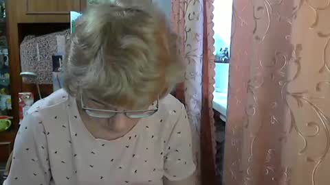Snapshot of olivia_mia25 chatting on 04/01/26, 06:14 Olivia Mia online show from 04/01/26, 06:14