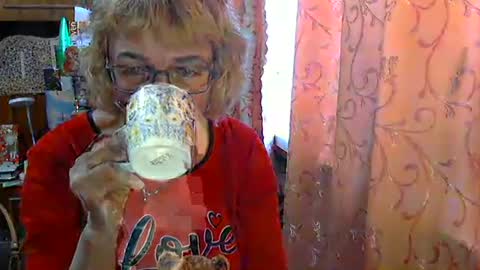 Snapshot of olivia_mia25 chatting on 04/29/26, 09:46 Olivia Mia online show from 04/29/26, 09:46