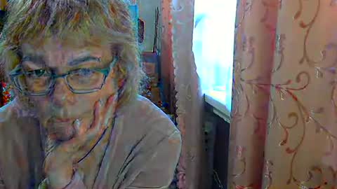 Snapshot of olivia_mia25 chatting on 05/04/26, 07:37 Olivia Mia online show from 05/04/26, 07:37