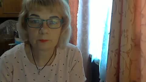 Snapshot of olivia_mia25 chatting on 05/30/26, 08:33 Olivia Mia online show from 05/30/26, 08:33