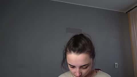 Olivia online show from 03/12/26, 08:53