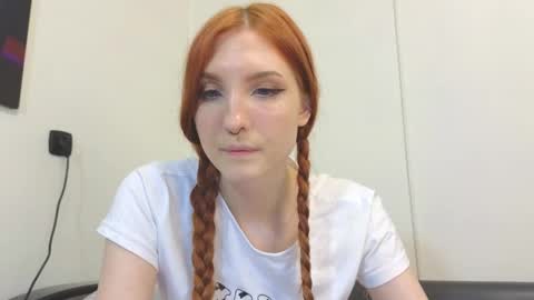 Snapshot of olivia_rid chatting on 12/11/24, 12:12  OLIVIA    online show from 12/11/24, 12:12