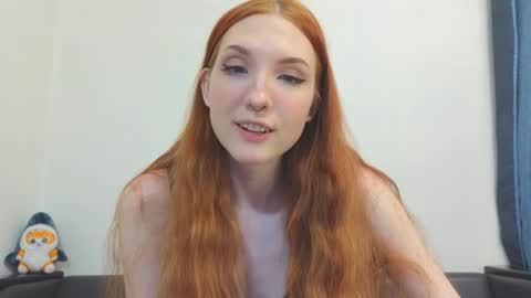 Snapshot of olivia_rid chatting on 12/11/24, 10:27  OLIVIA    online show from 12/11/24, 10:27