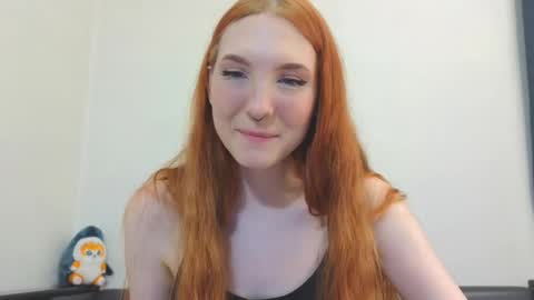 Snapshot of olivia_rid chatting on 12/21/24, 09:25  OLIVIA    online show from 12/21/24, 09:25