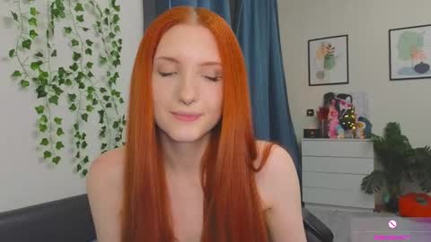 Snapshot of olivia_rid chatting on 12/04/25, 08:39 OLIVIA online show from 12/04/25, 08:39