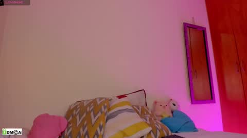 Snapshot of olivia_s19 chatting on 03/08/25, 04:45 olivia_s19 online show from 03/08/25, 04:45