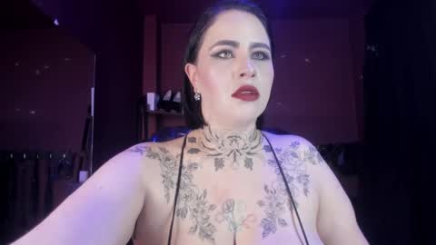   online show from 02/12/25, 02:54