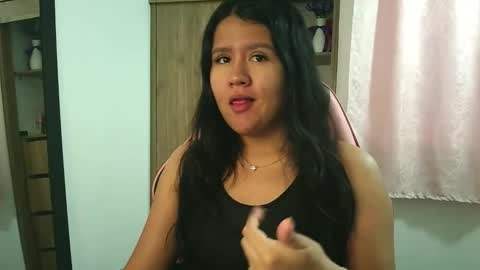 Olivia online show from 11/28/25, 12:52