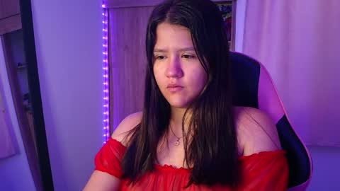 Olivia online show from 04/10/26, 12:21