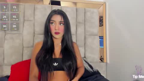 Snapshot of oliviaa_evans chatting on 03/03/26, 02:50 Olivia Evangelista online show from 03/03/26, 02:50