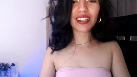 oliviaaa__ online show from 12/28/24, 03:37