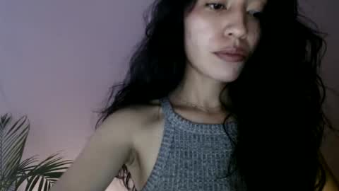 Snapshot of oliviaaa__ chatting on 03/16/26, 08:02 oliviaaa__ online show from 03/16/26, 08:02
